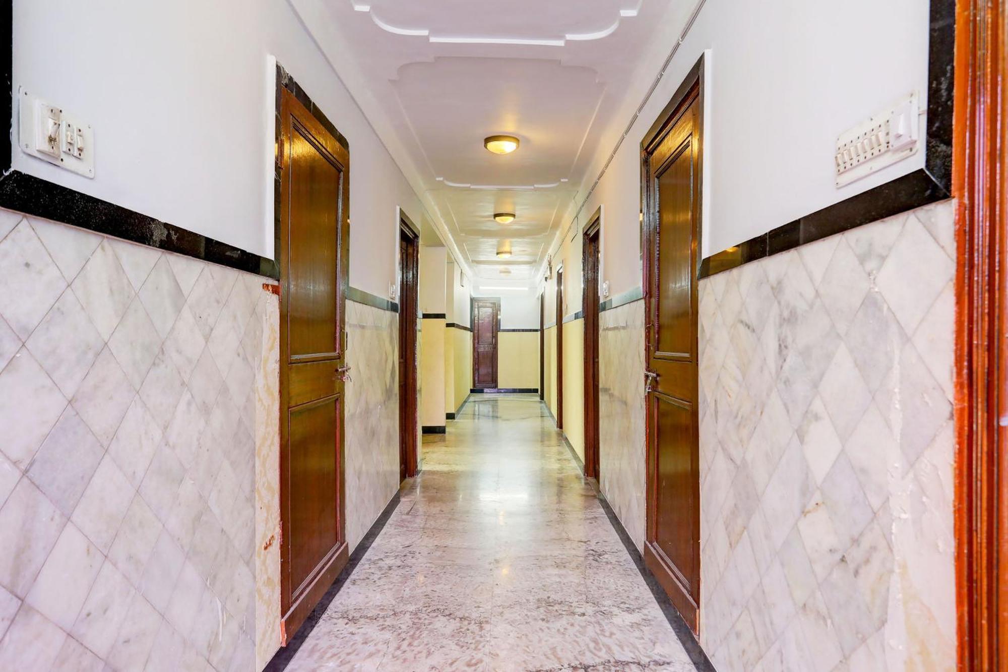 Super Collection O Lake Palace Road ウダイプル エクステリア 写真